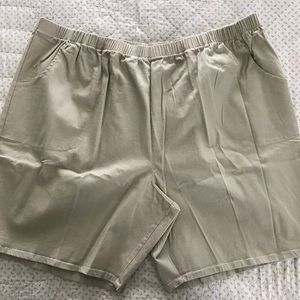 Woman’s Shorts